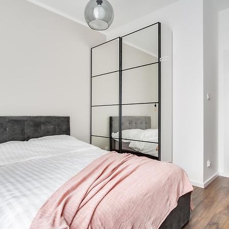 Apartament Chwaliszewo Z Balkonem - Free Parking Poznan Dış mekan fotoğraf